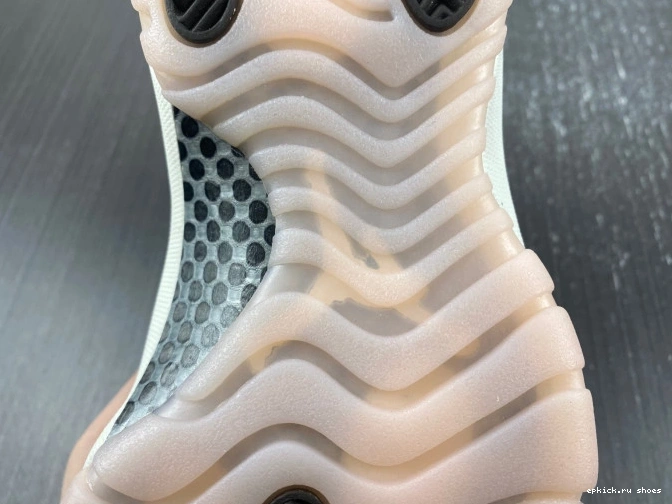 Rep Jordan AR0715-101 11 Neapolitan WMNS Air 0803